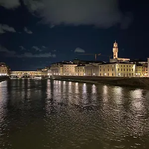 Signoria Flat 5* Centro Storico Apartment
