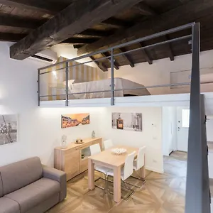 Apartment Luxury Centro, Milan