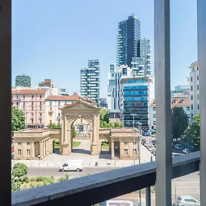 Apartment Porta Nuova 52, Milan