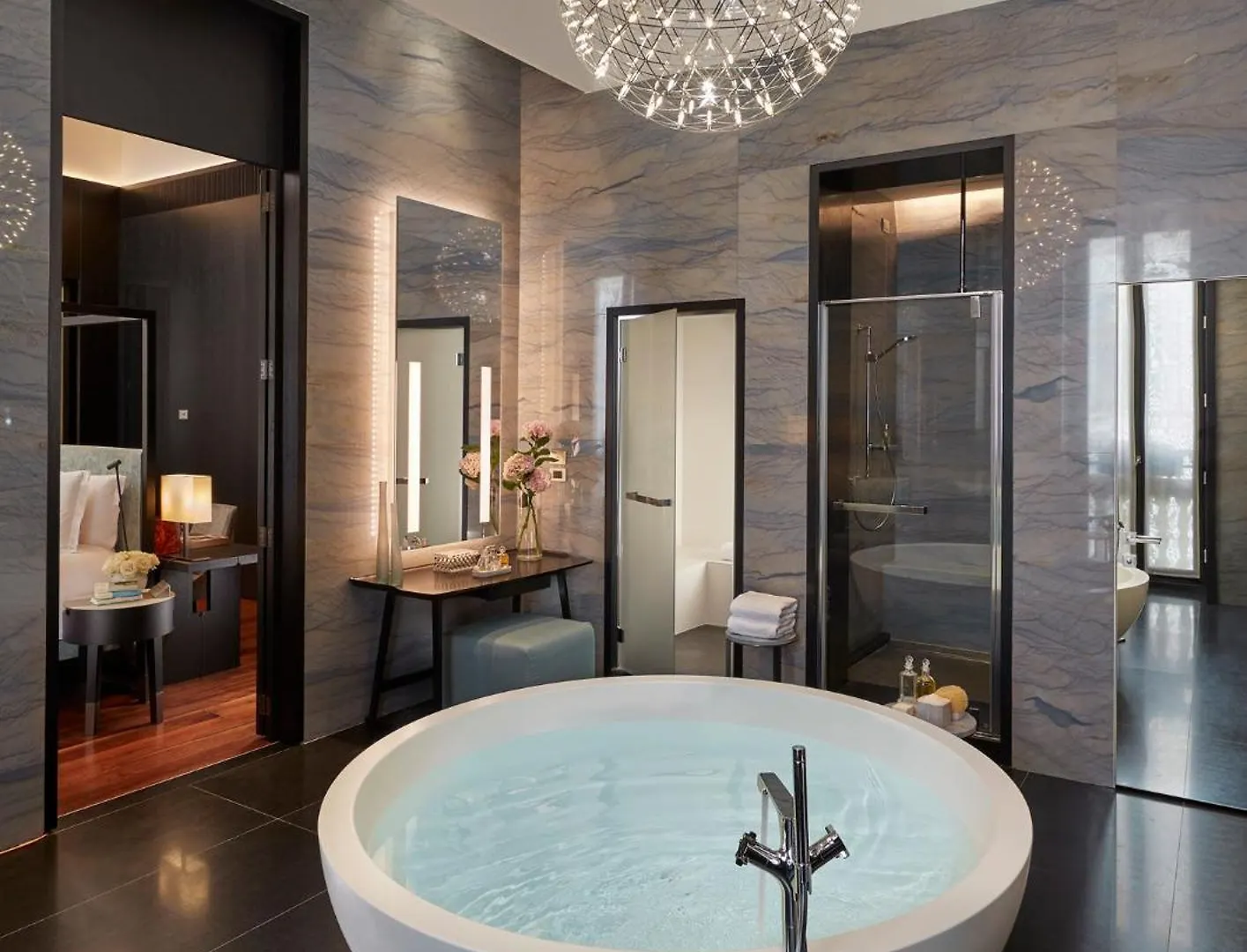Mandarin Oriental, Milan Hotel