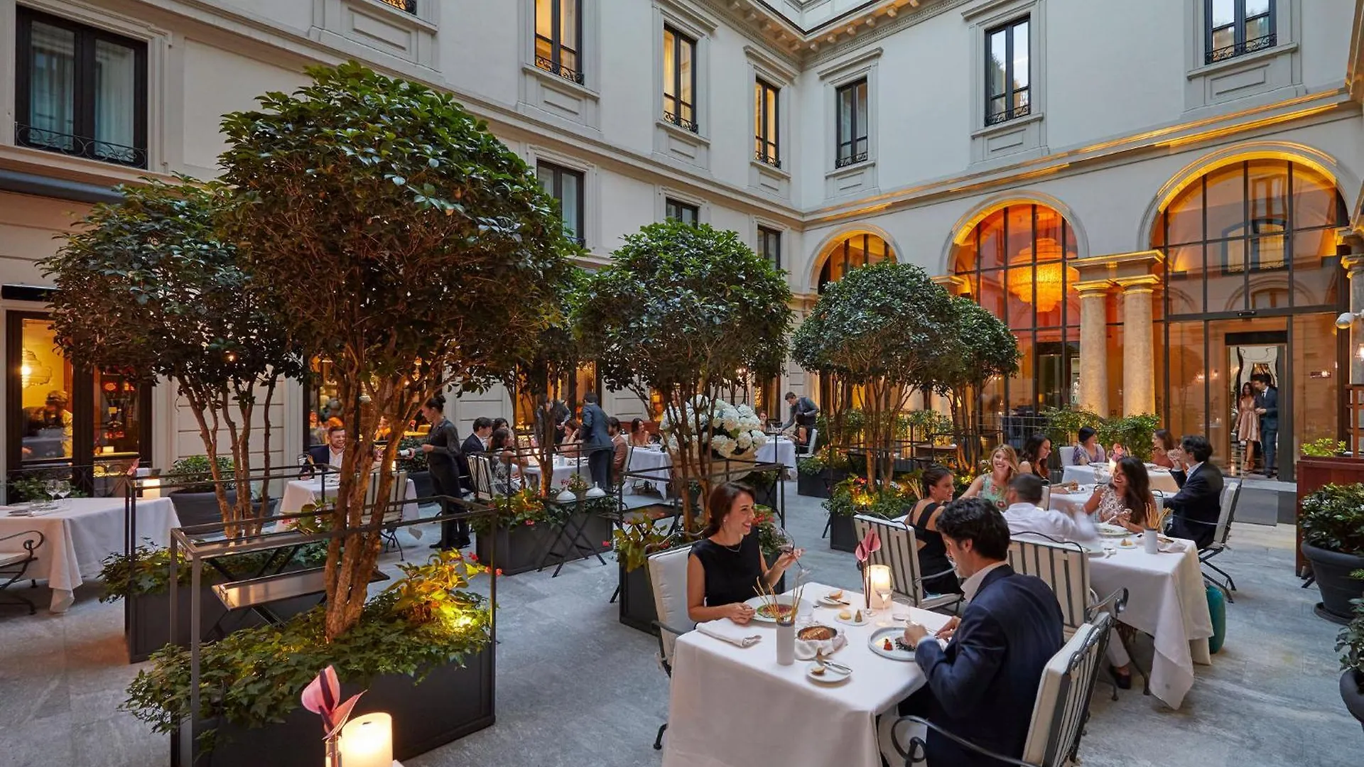 Mandarin Oriental, Milan Hotel 5*,  Italy