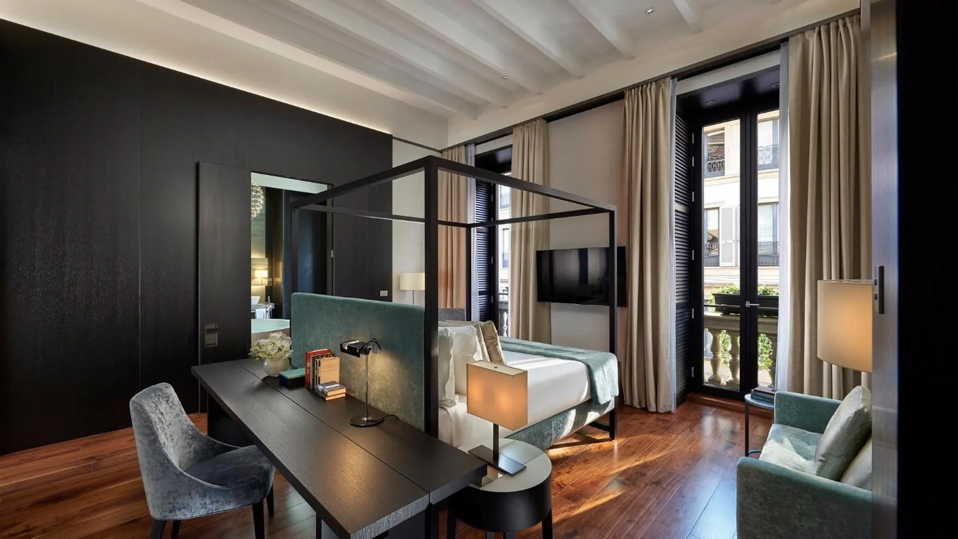 Mandarin Oriental, Milan Hotel 5*,  Italy