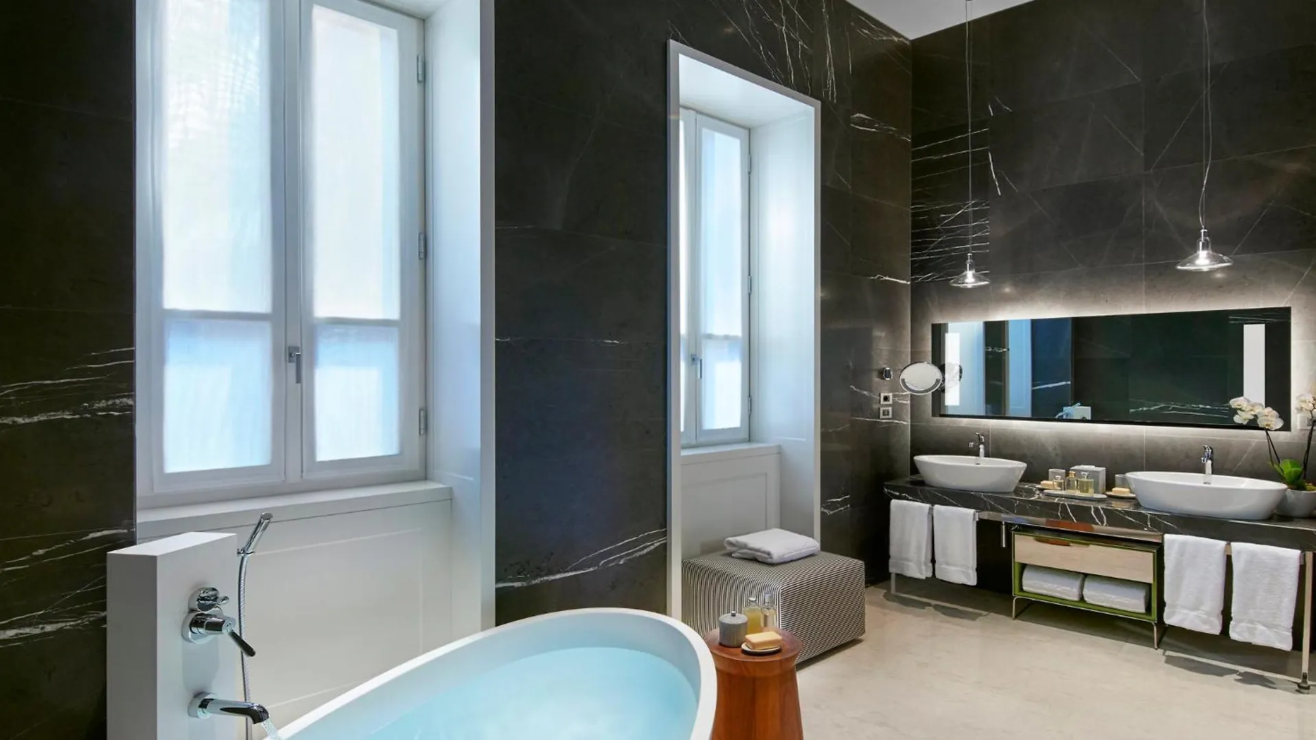 Mandarin Oriental, Milan Hotel